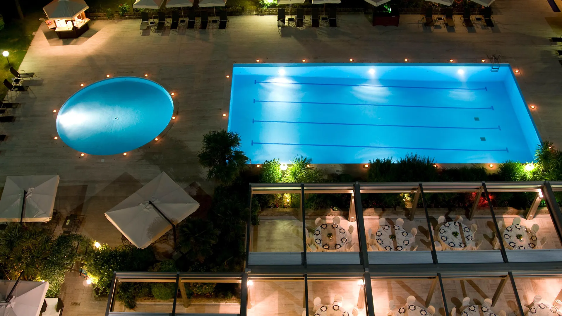 Holiday Inn Rome - Eur Parco Dei Medici By Ihg 4*,  Italy