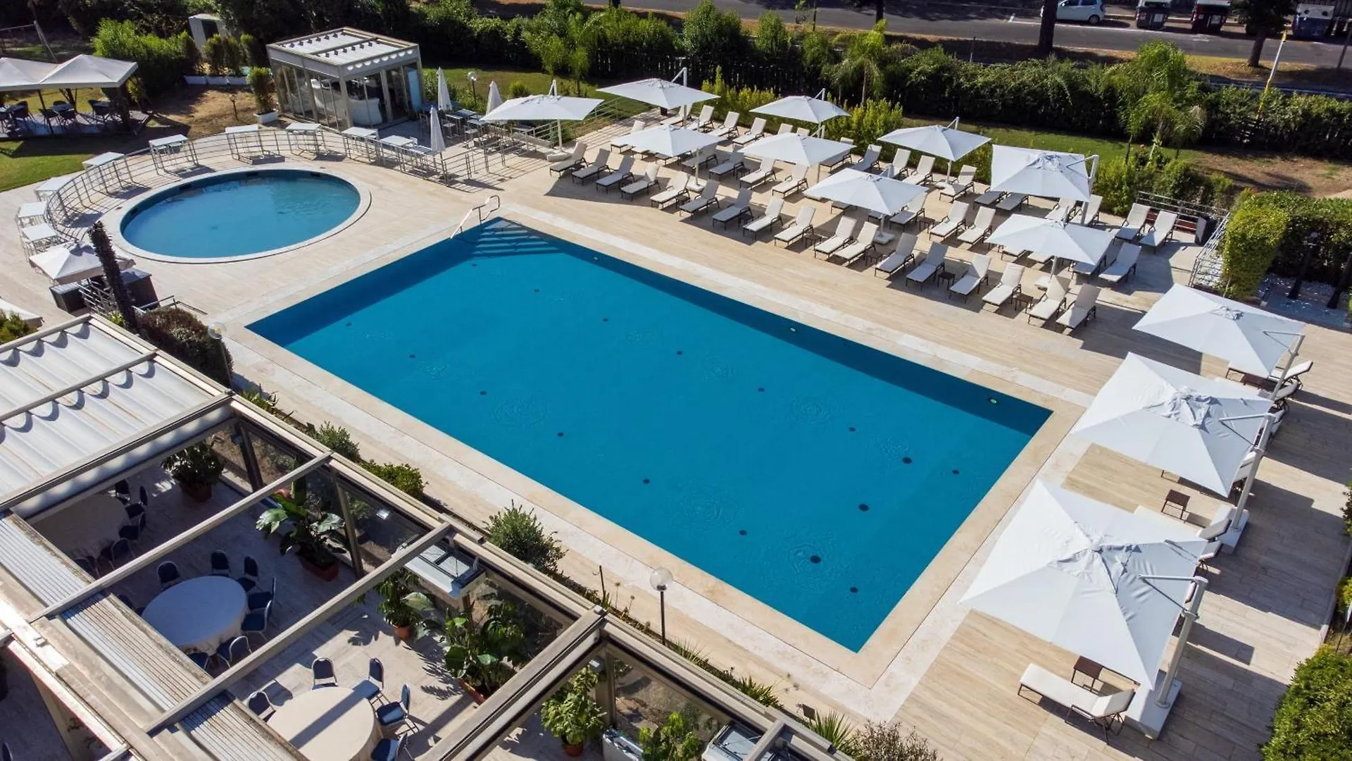 Holiday Inn Rome - Eur Parco Dei Medici By Ihg Отель
