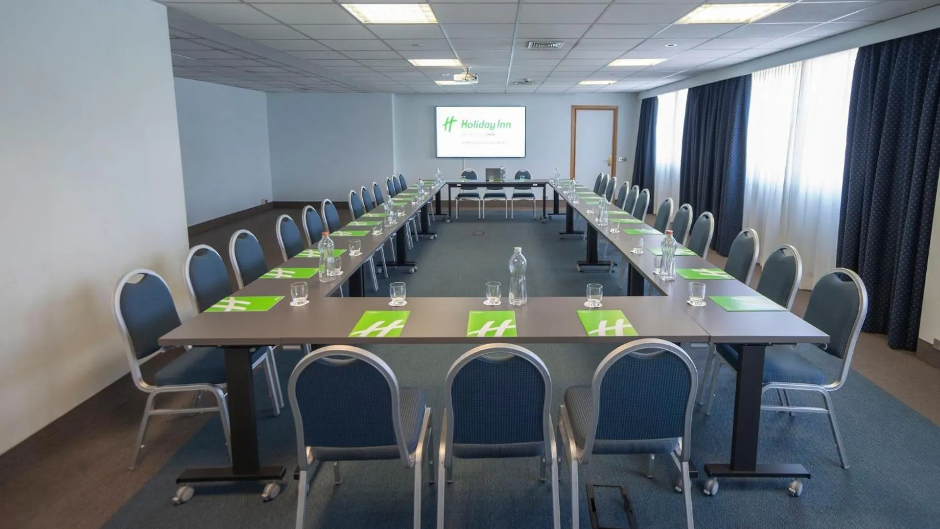Holiday Inn Rome - Eur Parco Dei Medici By Ihg 4*,  Италия