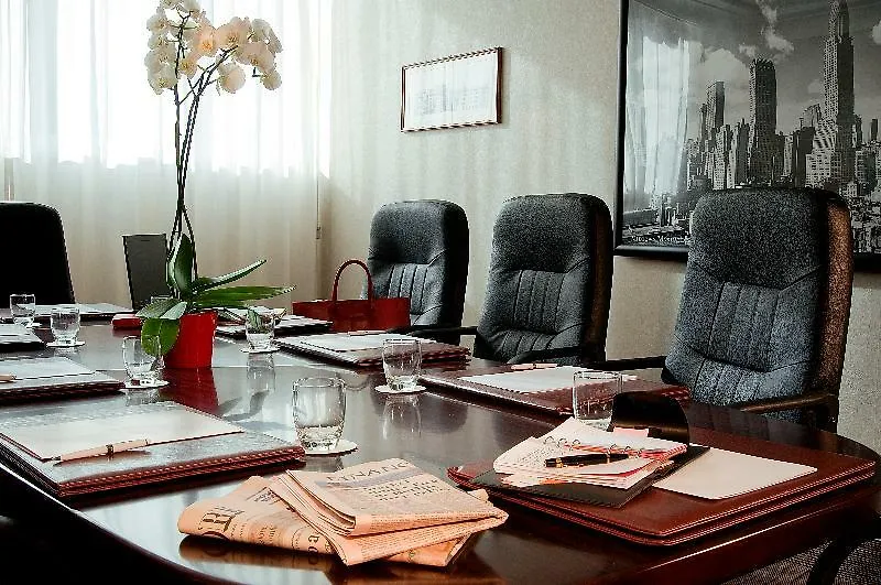 **** Hotel Holiday Inn Rome - Eur Parco Dei Medici By Ihg Itálie